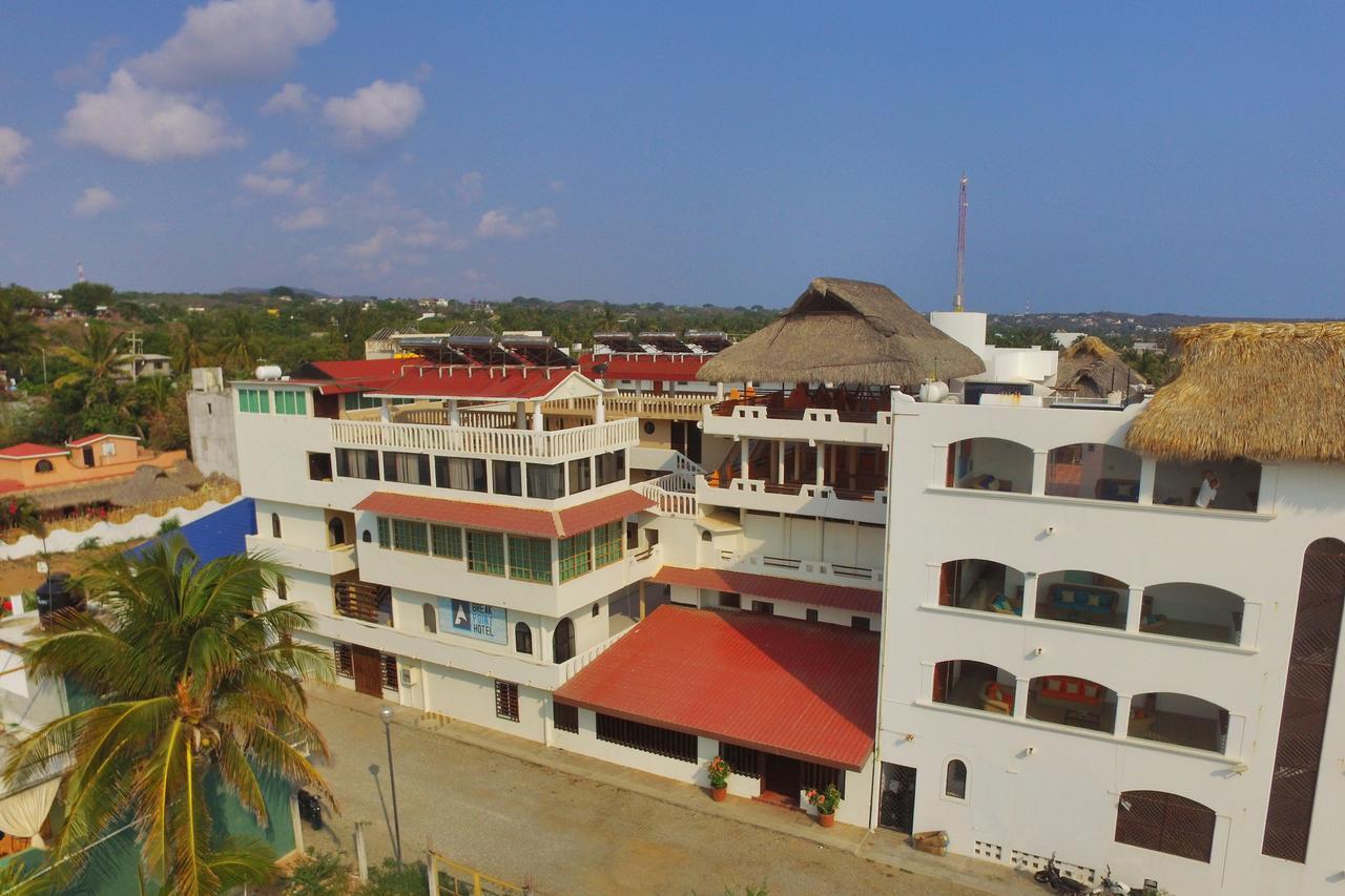 Hotel Zanzibar ปูแอร์โตเอสกอนดิโด ภายนอก รูปภาพ
